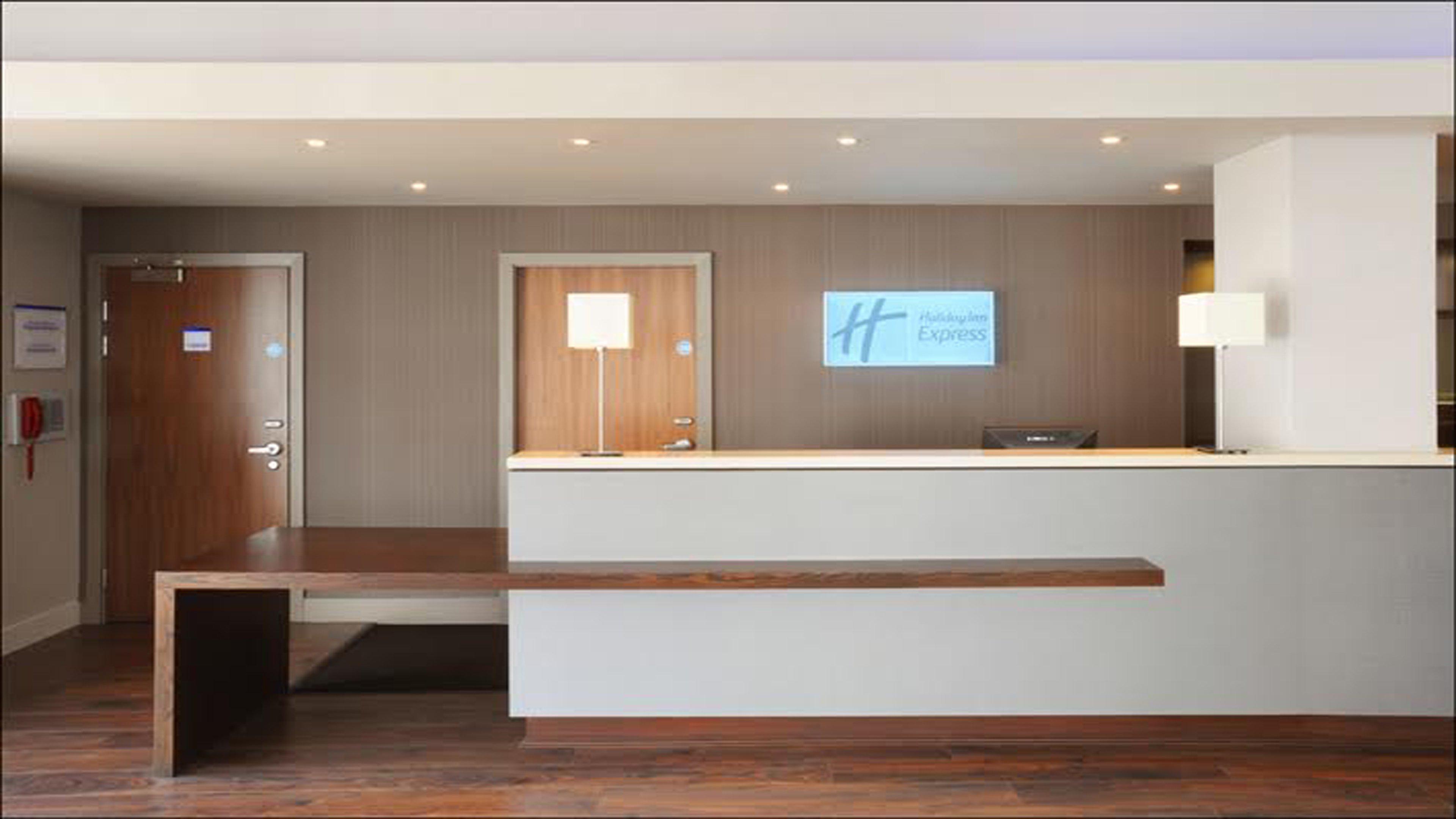 Holiday Inn Express Liverpool Hoylake, An Ihg Hotel Eksteriør bilde